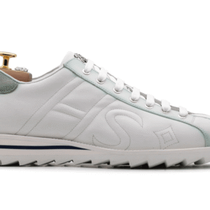 Ledersneaker mit schattierten Details
